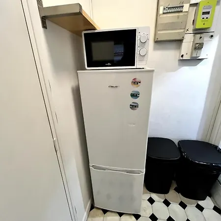 Delorme 2pers Tv & Wifi * Nantes